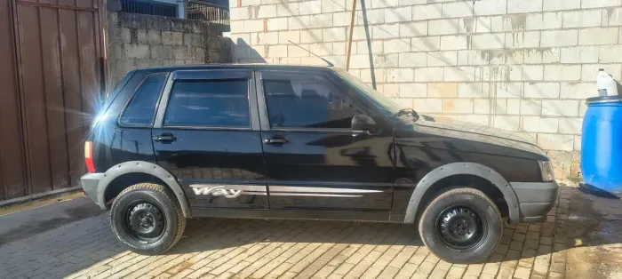 Fiat Uno Mille Celeb. WAY Econ. 1.0 F.flex 4P 2010