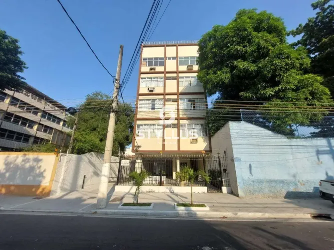 Apartamento de Frente com 2 Quartos e 2 Banheiros no Méier! PA01X
