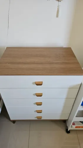 Cômoda e guarda roupas infantil