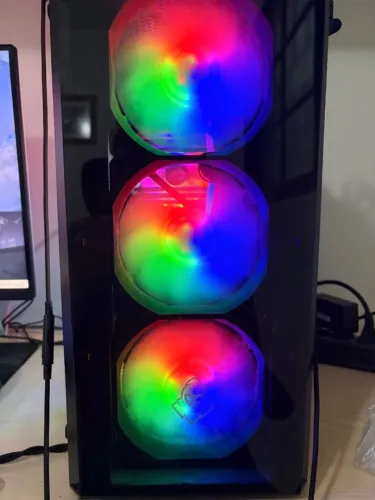 Vendesse PC gamer ryzen 5 5600G semi-novo.