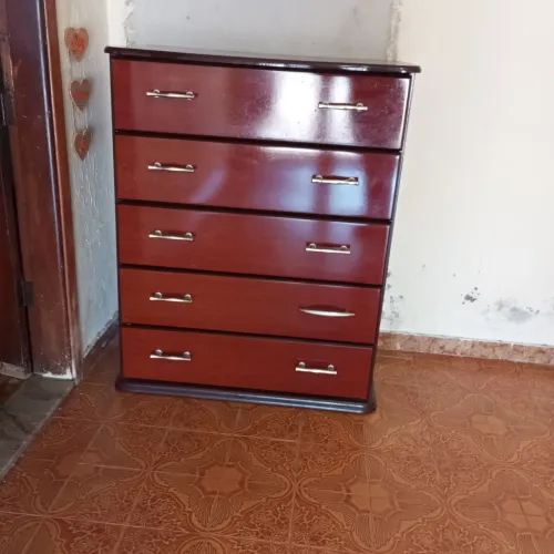 Cômoda usada 