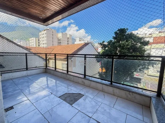 Rua Uruguai, Apartamento 2 suítes na Tijuca de 130m²,1 por andar e vaga de garagem