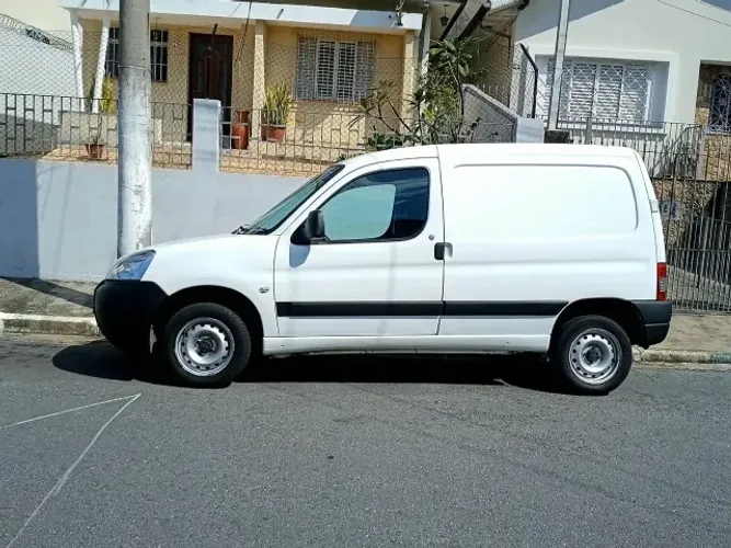 Peugeot Partner Furgão 1.6 16v/ 1.6 16V Flex 3P 2018