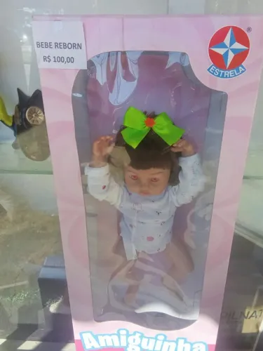 Boneca estilo bebe reborn