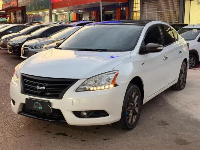 Nissan Sentra Unique 2.0 Flex Fuel 16V Aut. 2016