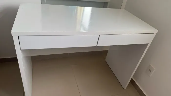 Escrivaninha para estudo