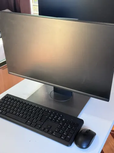Computador Dell Slim