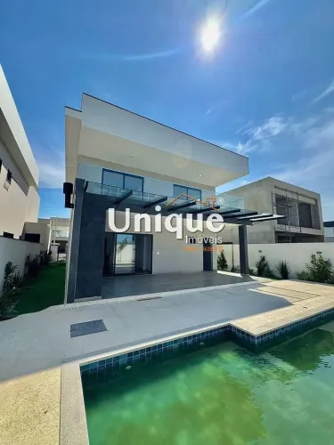 Casa no Alphaville com 4 quartos disponível para venda por R$ 1.590.000,00.