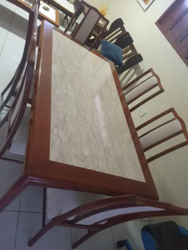 Mesa em madeira Ipe