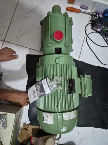 Bomba 15cv trifásico schneider