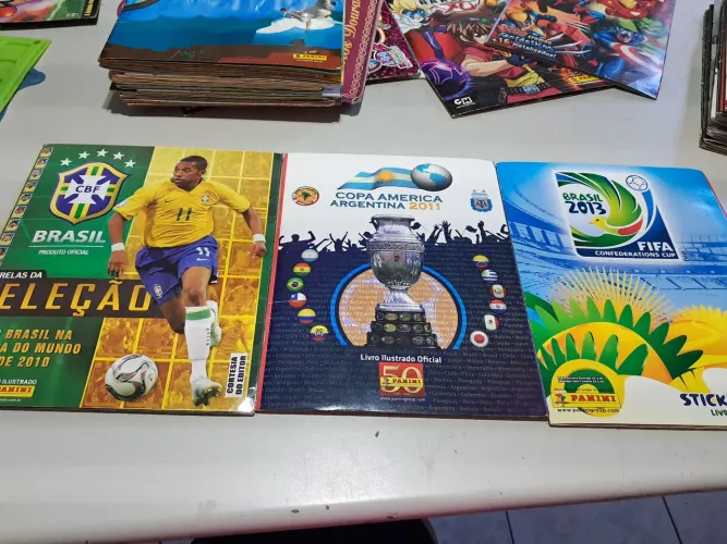 Álbuns completos de Futebol -  a partir de 200 Reais cada