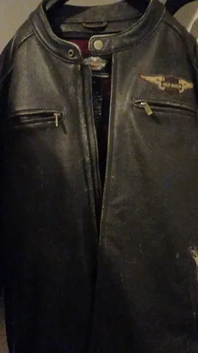 Vendo jaqueta da Harley Davidson ORIGINAL ( marcas de uso)