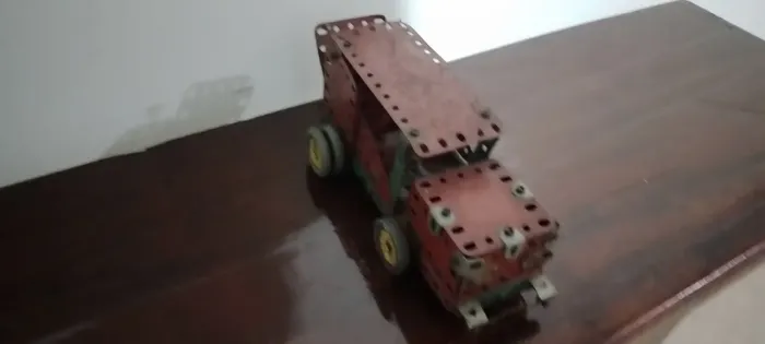 Carrinho  antigo  para conserto ou decoração 