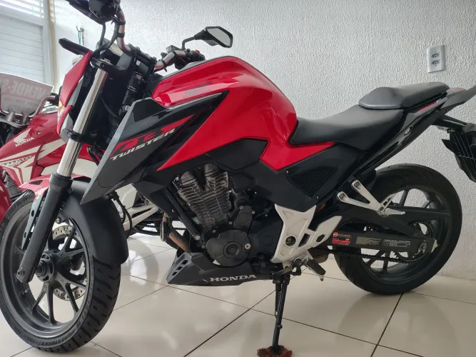CB 300F Twister ano 2023 apenas 19.000 km rodados 