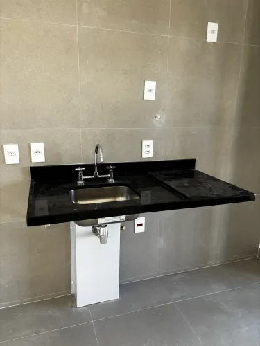 Bancada de cozinha em mármore São Gabriel