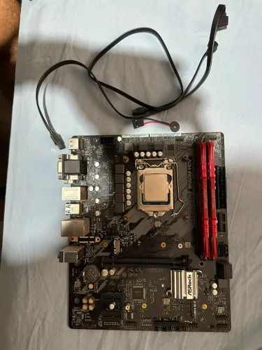KIT ASRock B560M-HDV / i7-11700 / 2x16GB DDR4 2666 Mhz, CL16
