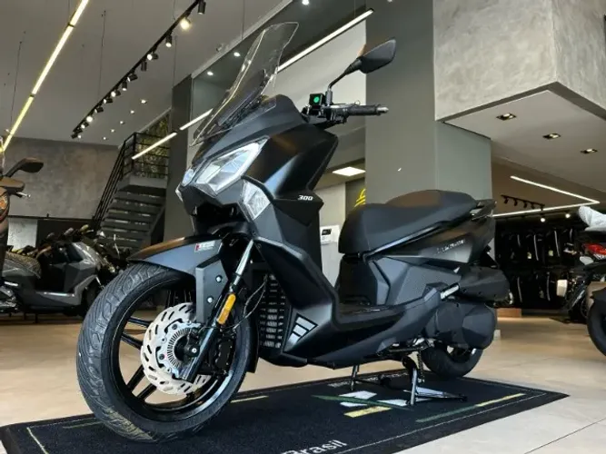 NI CRUISYM 300 ABS-2027-SCOOTER DO MOMENTO-CHAME JA E GARANTA A SUA
