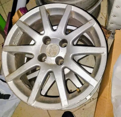 Rodas Binno 