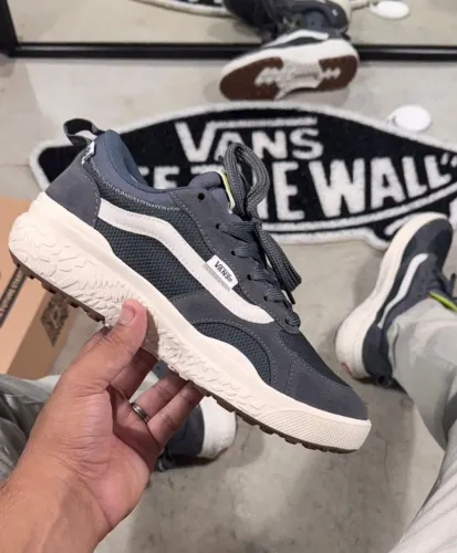 Tenis vans