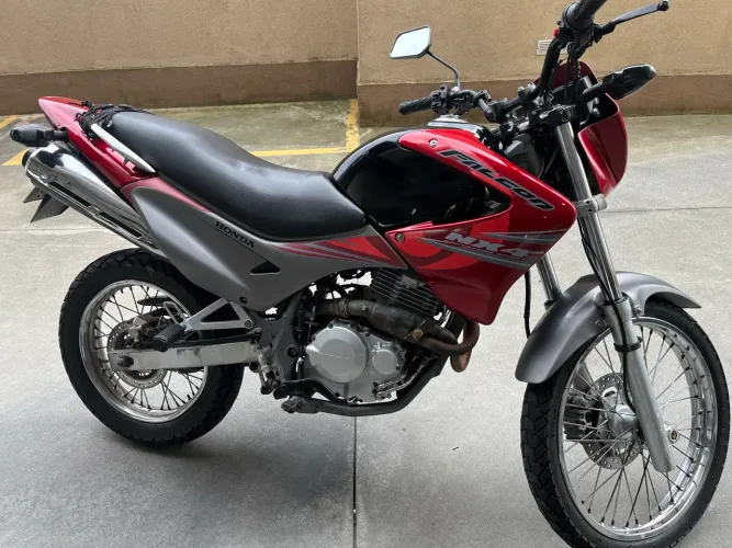 NX 400 falcon