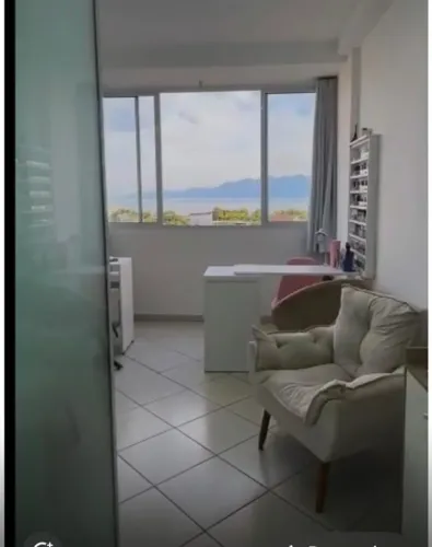 OPORTUNIDADE ÚNICA PARA MANICURE