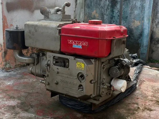 Motor + Reversor Yanmar 18 hp - partida elétrica