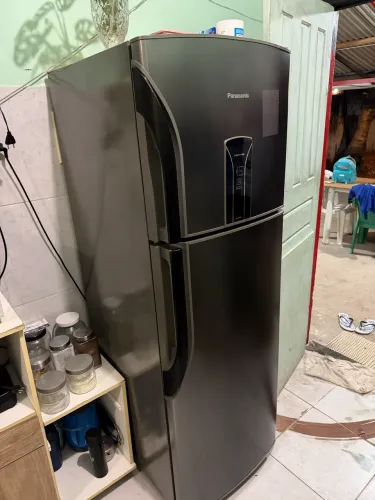 Geladeira Panasonic 