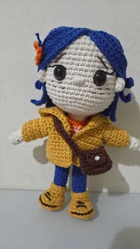Boneco em crochê 