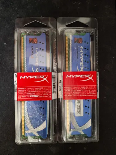 Memória DDR3 hiperfury 4 GB 1866 mhz