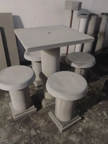 Conjunto de mesa de cimento