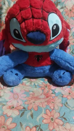 Pelucia stitch heróis medios