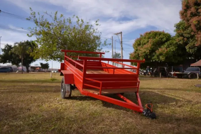 Carretinha 2.00 x 1.20 nova pronta para entrega imediata - reboque