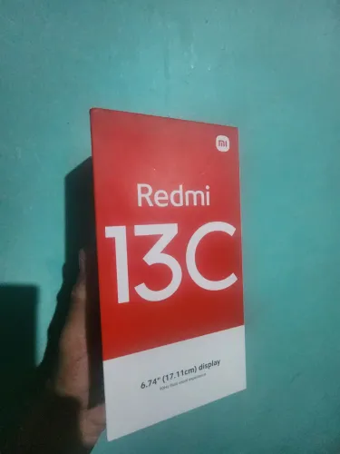 Vendo xiaomi 13c 128gb funcionando perfeitamente novo lacrado