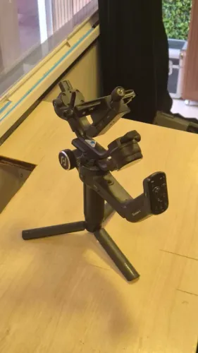 Gimbal Feiyutech Scorp-c 3 Eixos Para Câmera Dslr Mirrorless