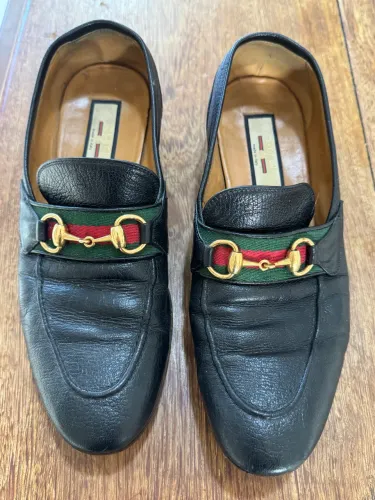 Sapato Gucci Italiano de couro natural tamanho 38
