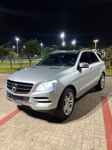 Mercedes-Benz ML-350 Sport CGI 3.5 V6 306cv 4X4 Aut. 2013