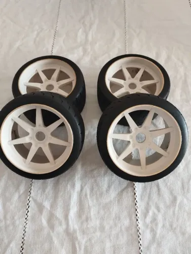Jogo de rodas com pneus para automodelo 1/8 ou 1/7 Ofna Kyosho Hobao Serpent Tamiya