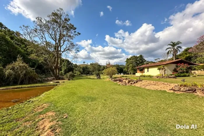 Sítio à venda no Vale da Videiras, Petrópolis Rj com 25 metros quadrados