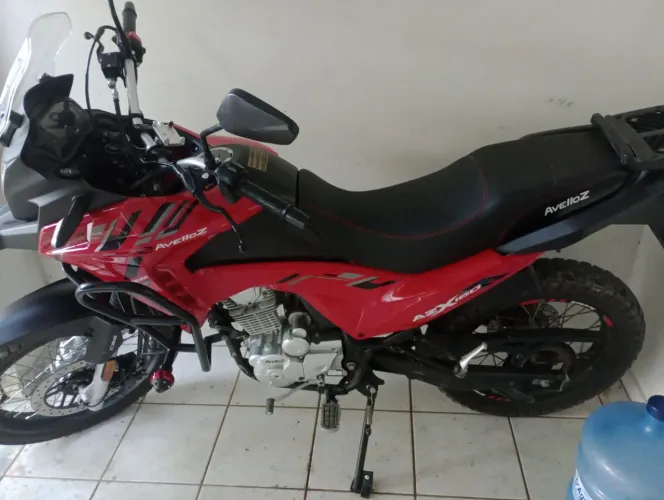 Vendo ou troco aveloz az 160 cc 2025