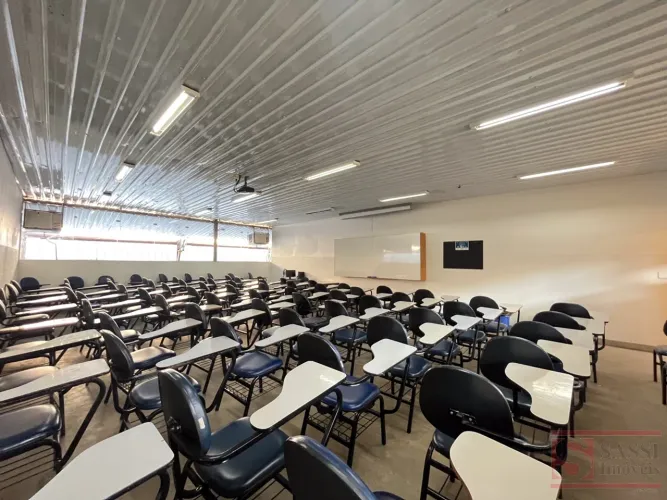 Sala Comercial em VILA CAMARGO