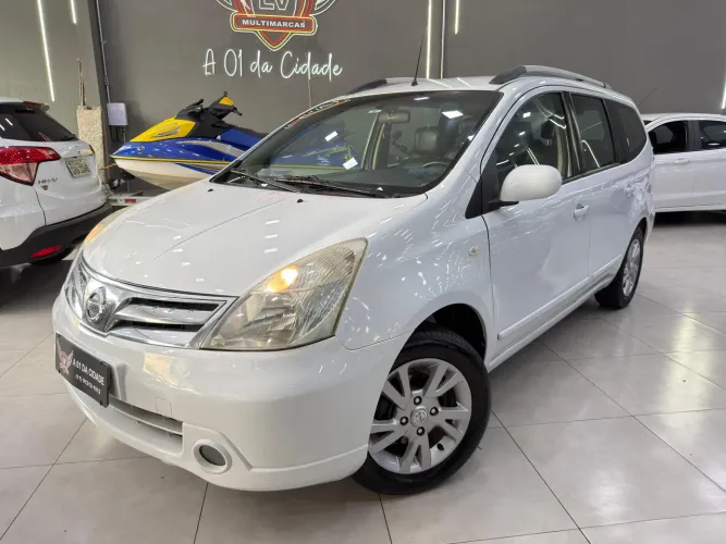 Nissan Grand Livina 1.8 S 16V 2011/2012 2013