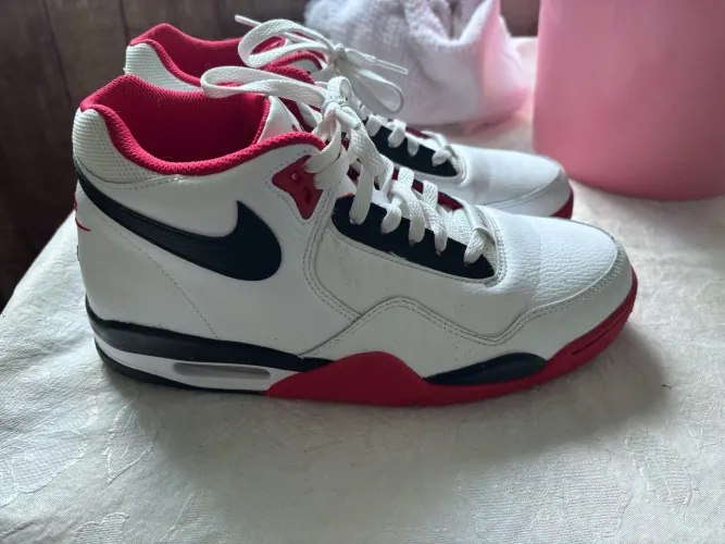 Tênis Nike Air Flight Legacy