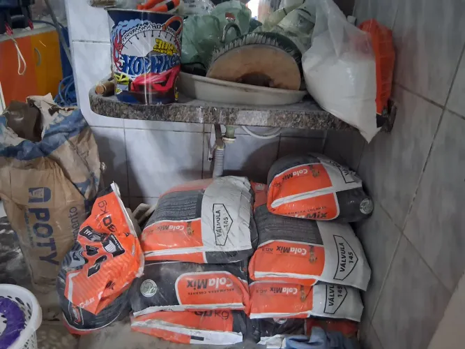 Vendo sete pacote de rejuntamix AC 2 de 30kg por 30.00 reais cada