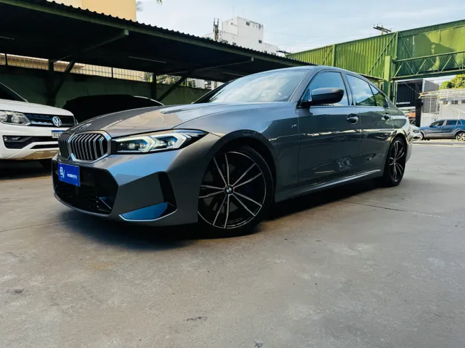 BMW 320I A 2.0 TB M Sport Activeflex 16V 4P 2023
