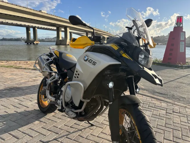 BMW F850 GS Adventure 40 Anos (2021) - Apenas 9.600 km