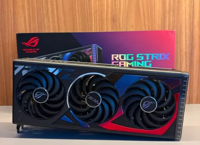 RTX 4070 Ti 12GB ROG STRIX