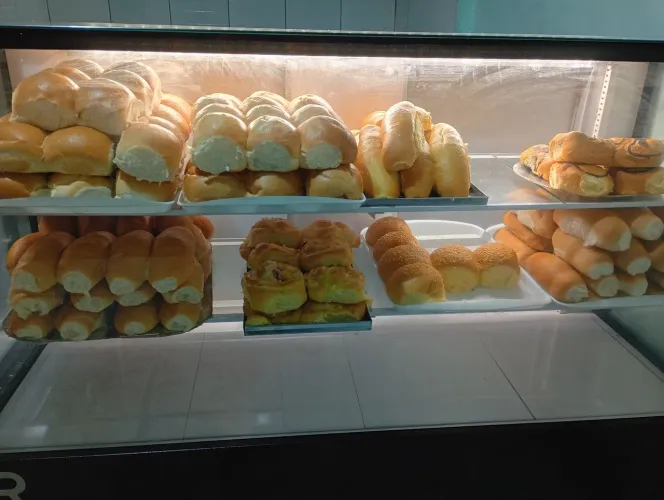 Precisa se de padeiro e confeiteiro 