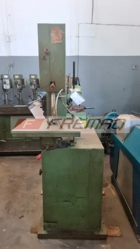 SERRA DE FITA VERTICAL ARTRAM AR-220 COM SOLDADOR