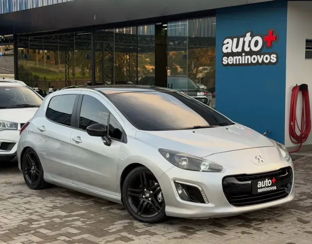 Peugeot 308 Feline/griffe 1.6 Turbo 16V 5P Aut. 2014