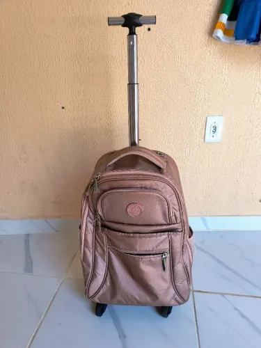 Mochila de rodinha Kipling